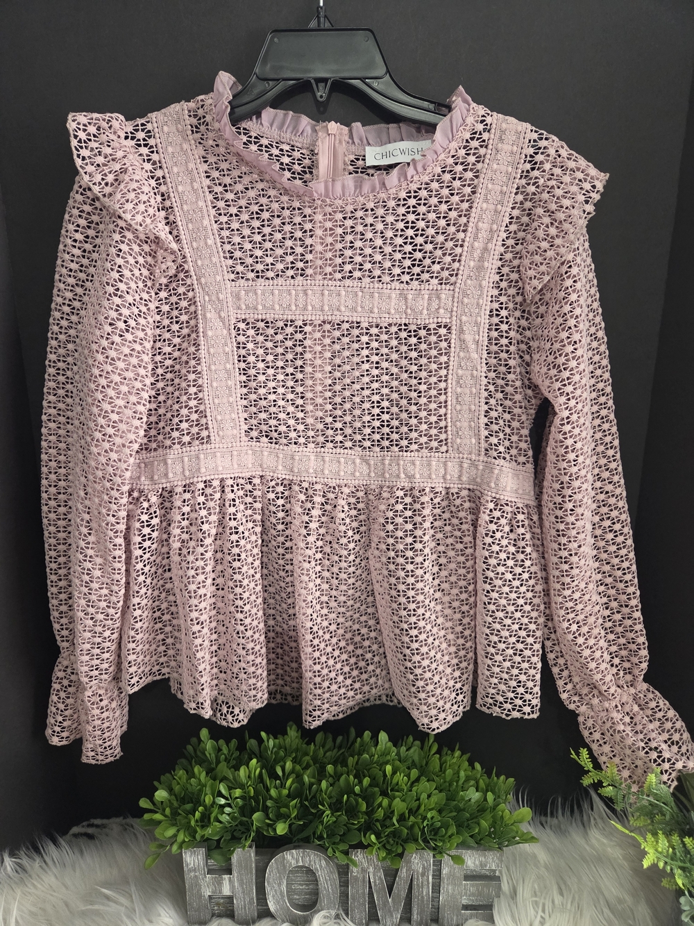 Chicwish Women's Dusty Rose Eyelet Lace Ruffle Long Sleeve Top, Size M